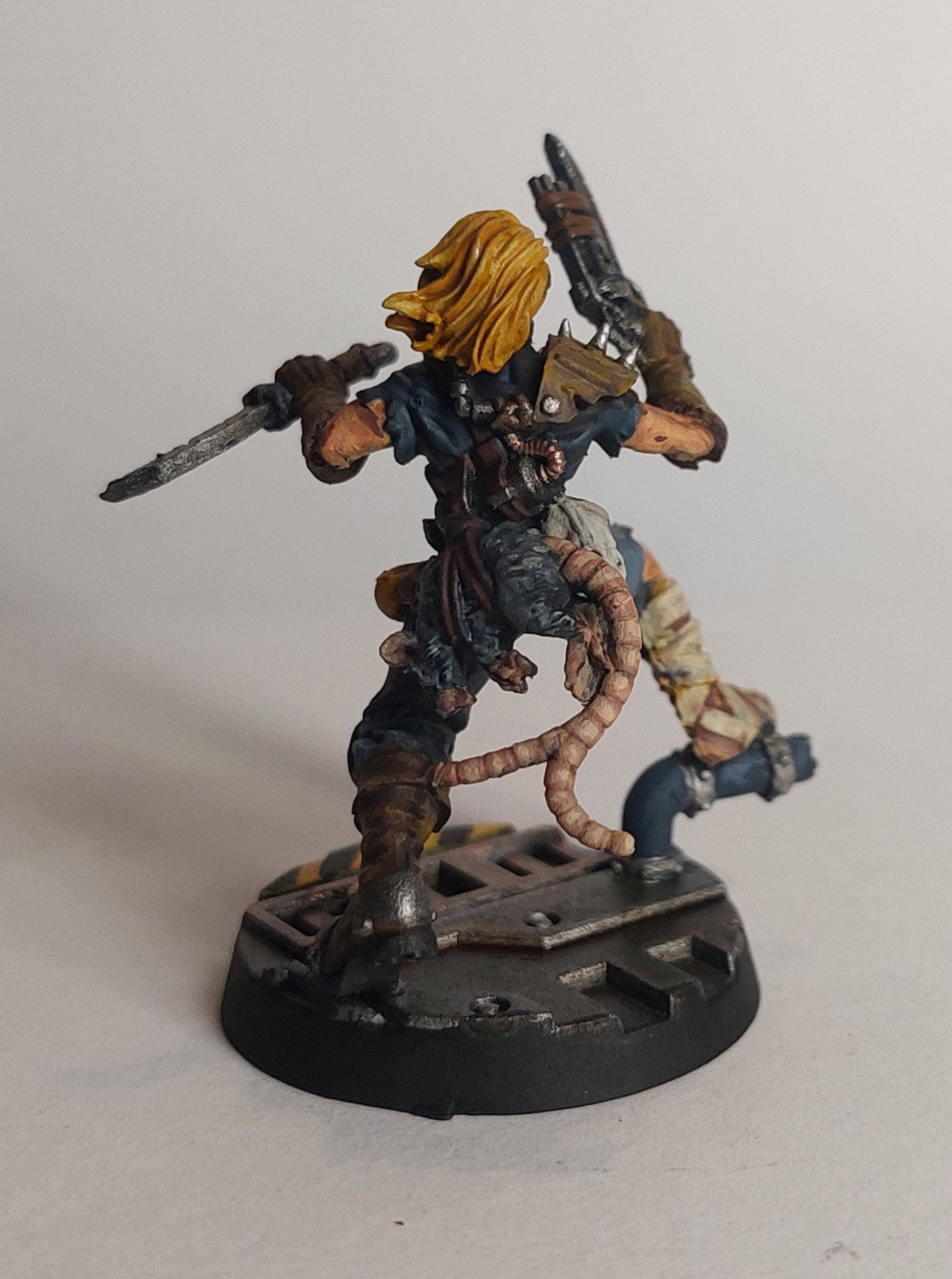 Necromunda Ammo-Jack and Dome Runner image 5