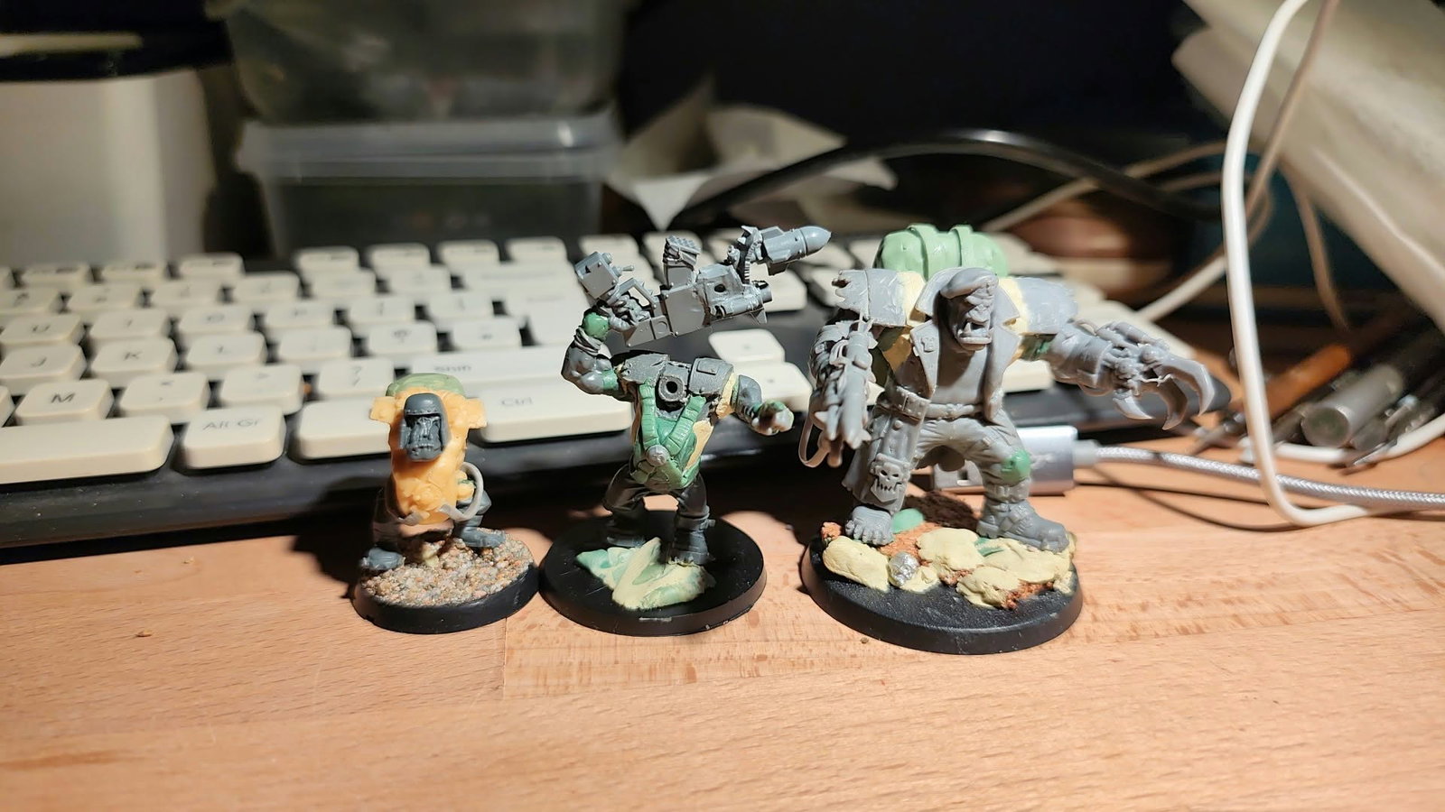 The boyz are rilling up and are ready for an undercoat.