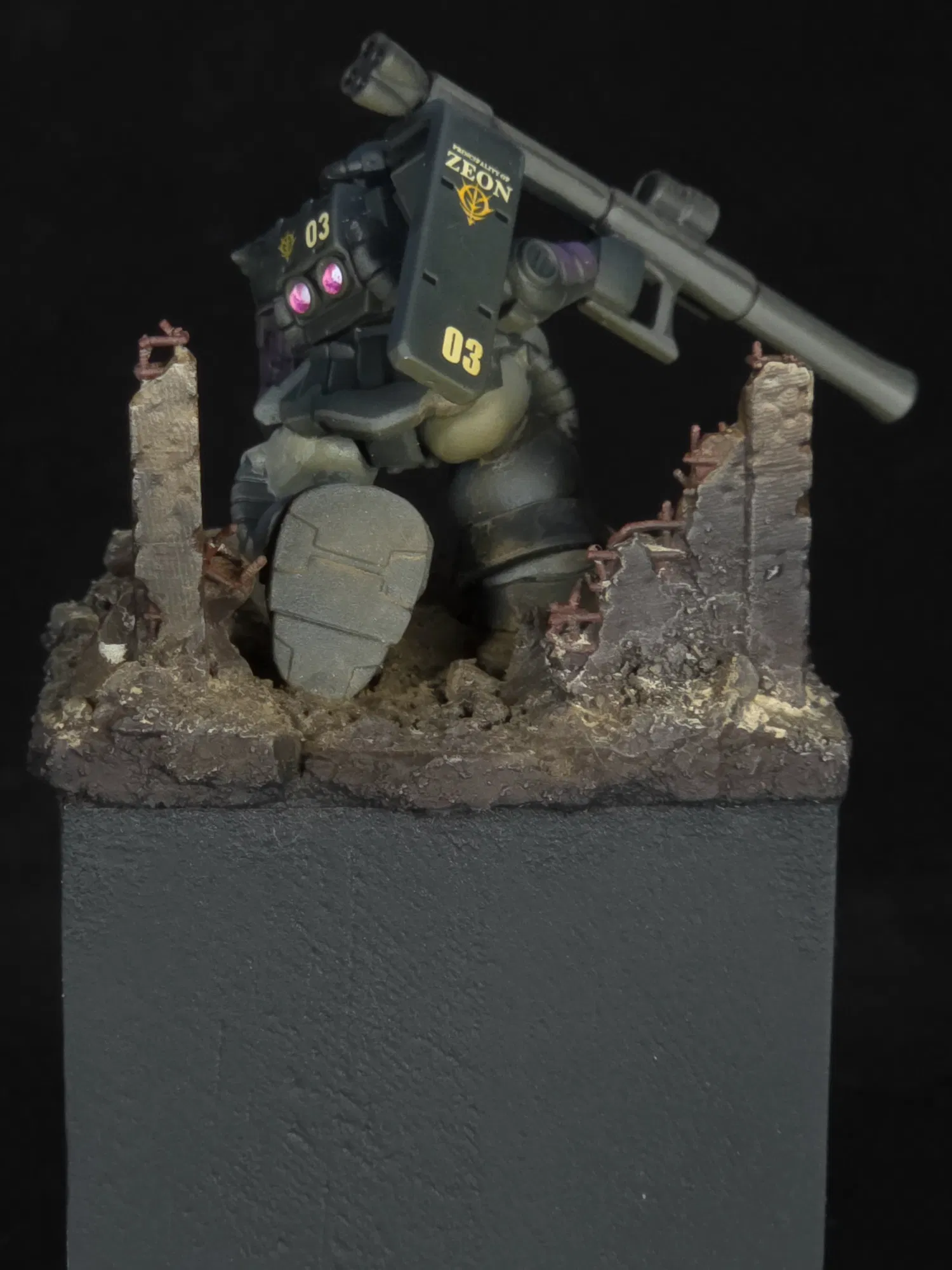Black Tri-Stars Zaku II - Gundam Assemble Launch Showcase image 3