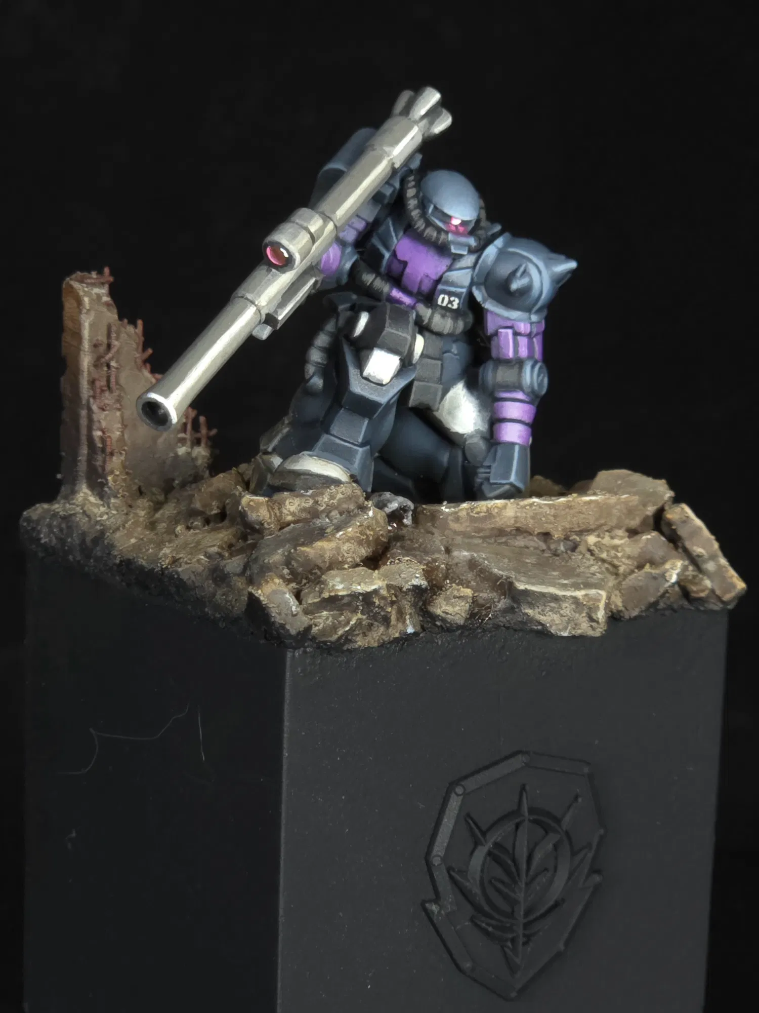 Black Tri-Stars Zaku II - Gundam Assemble Launch Showcase image 5