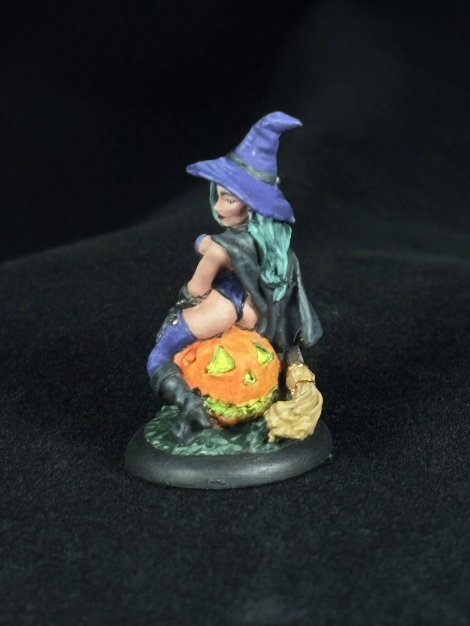 Elise Witch image 2