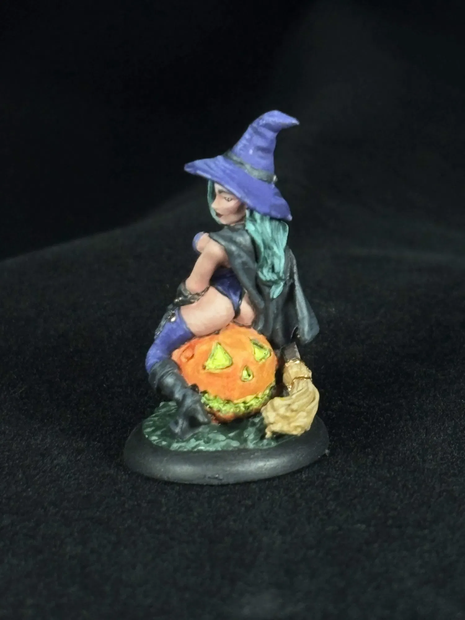 Elise Witch image 2