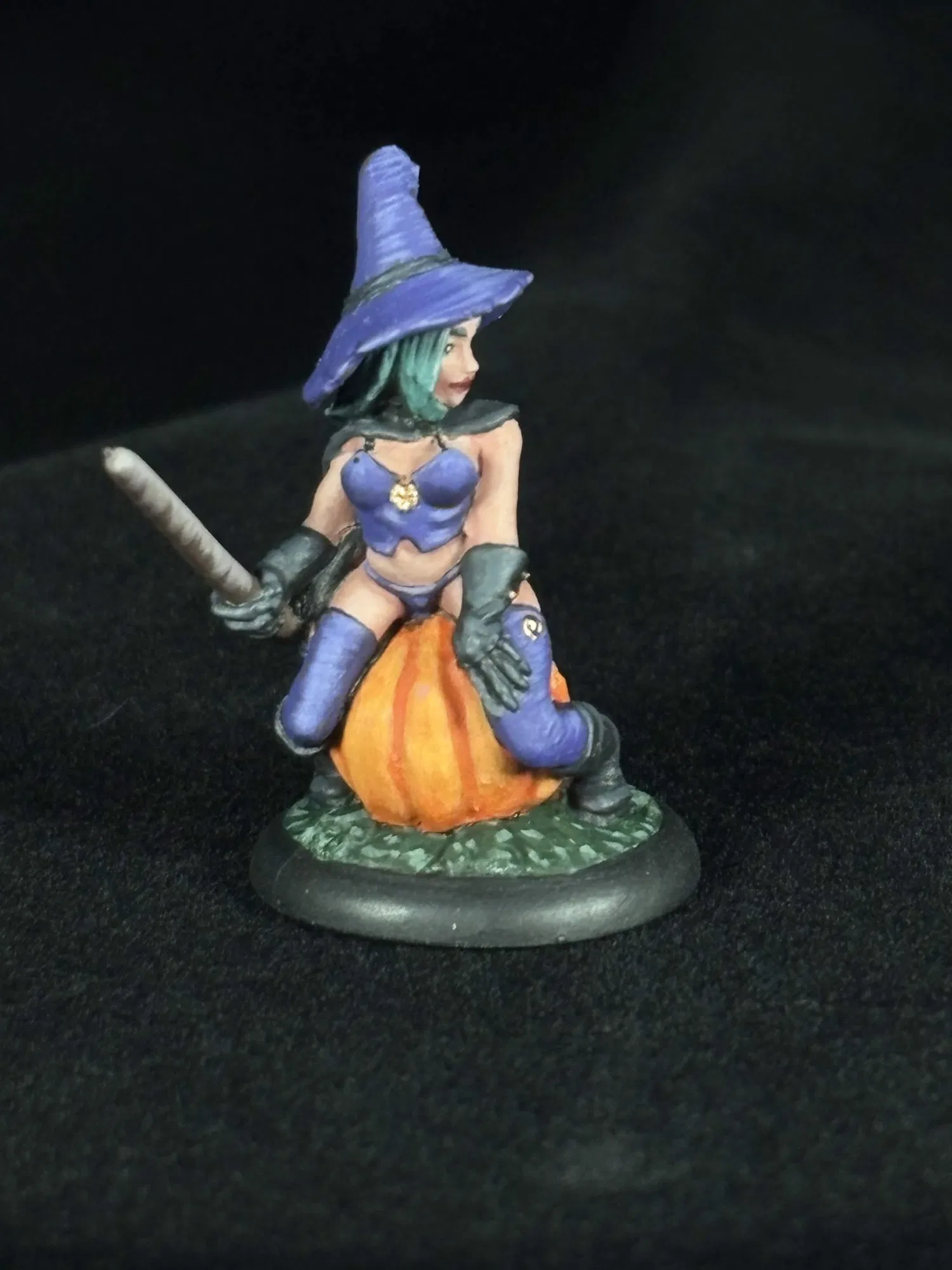 Elise Witch image 4