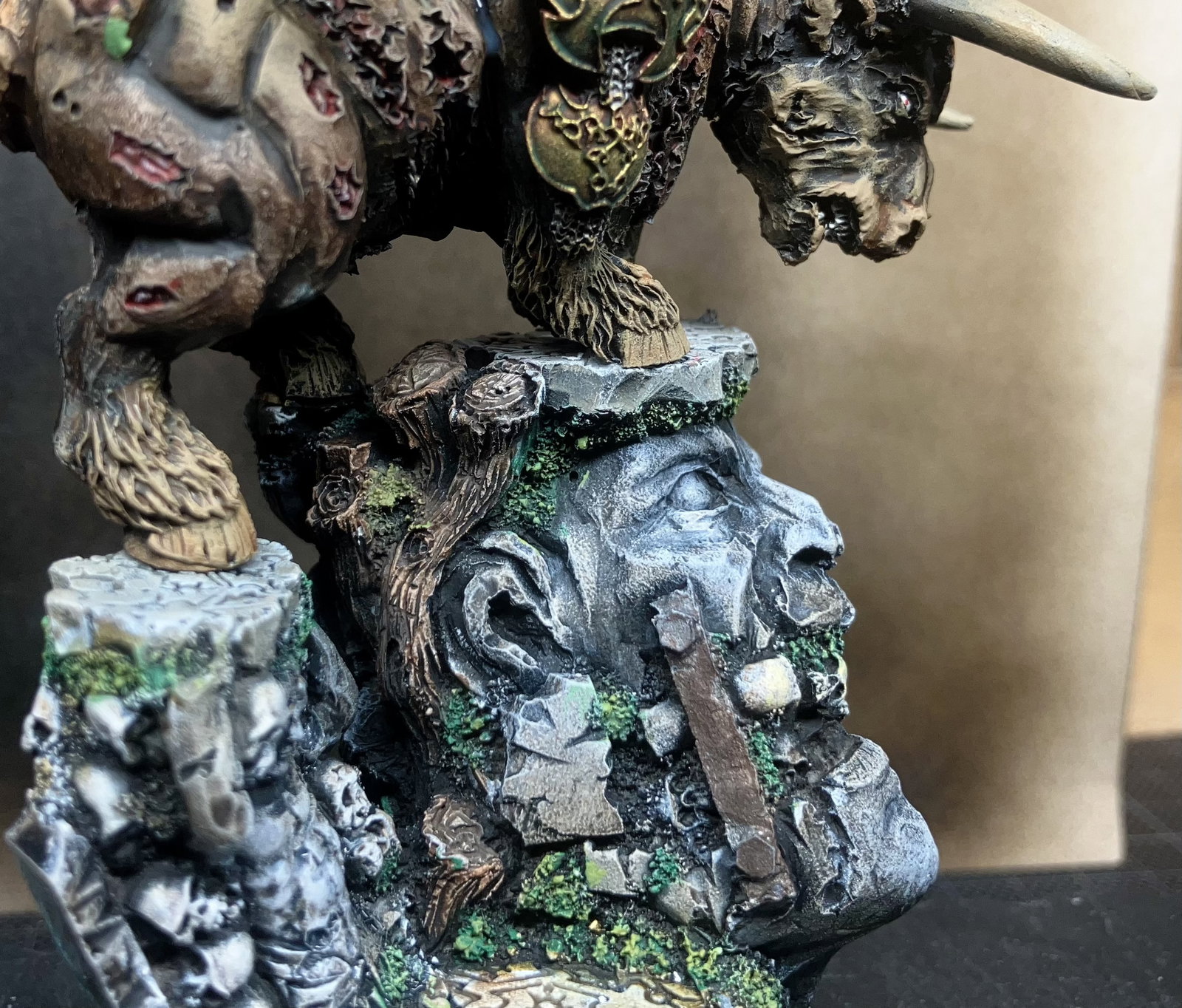 Dwarven General on Warbull