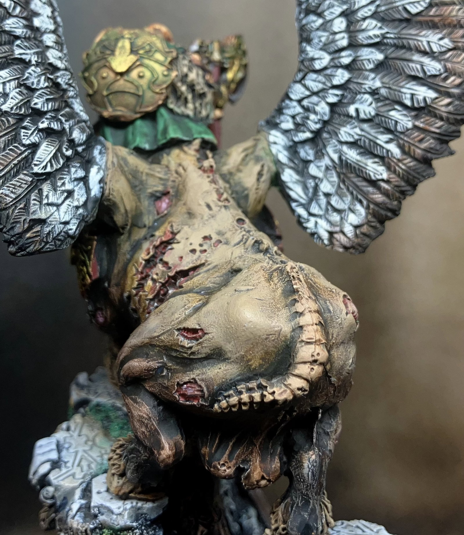Dwarven General on Warbull
