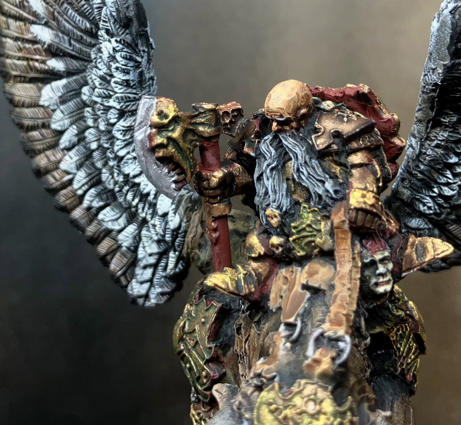 Dwarven General on Warbull