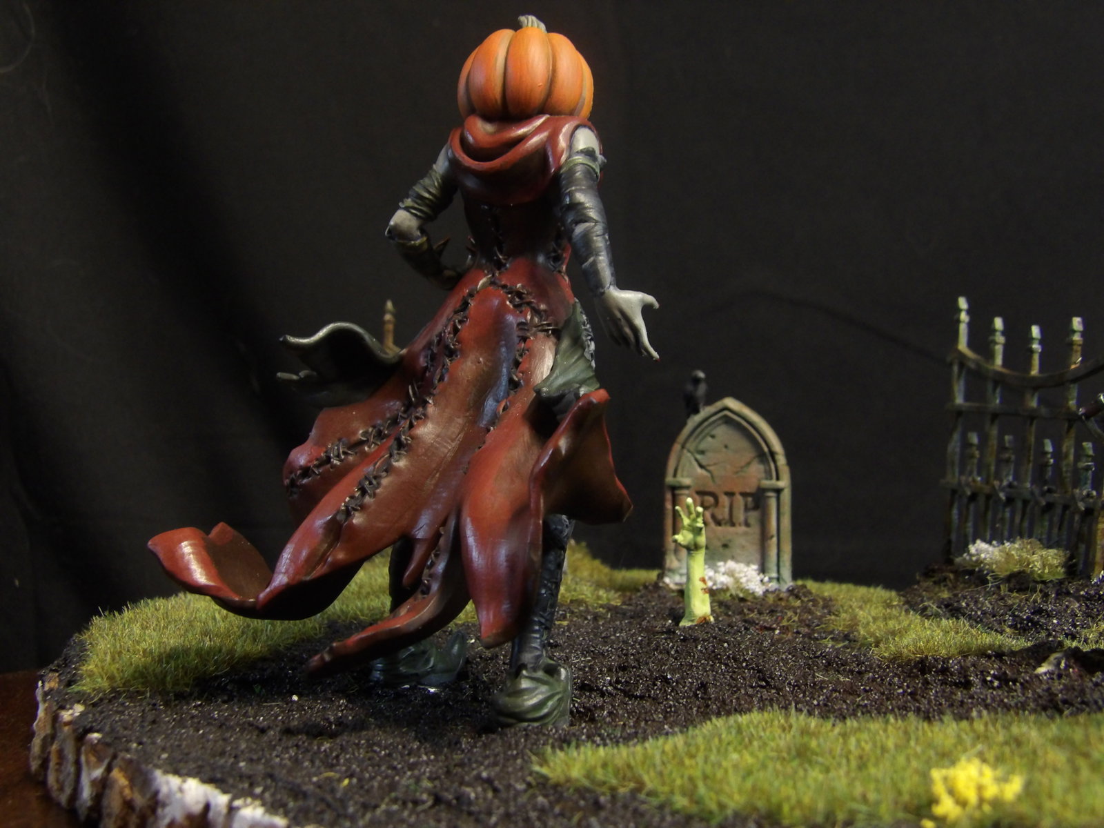 Pumpkinhead Cemetery Diorama image 4