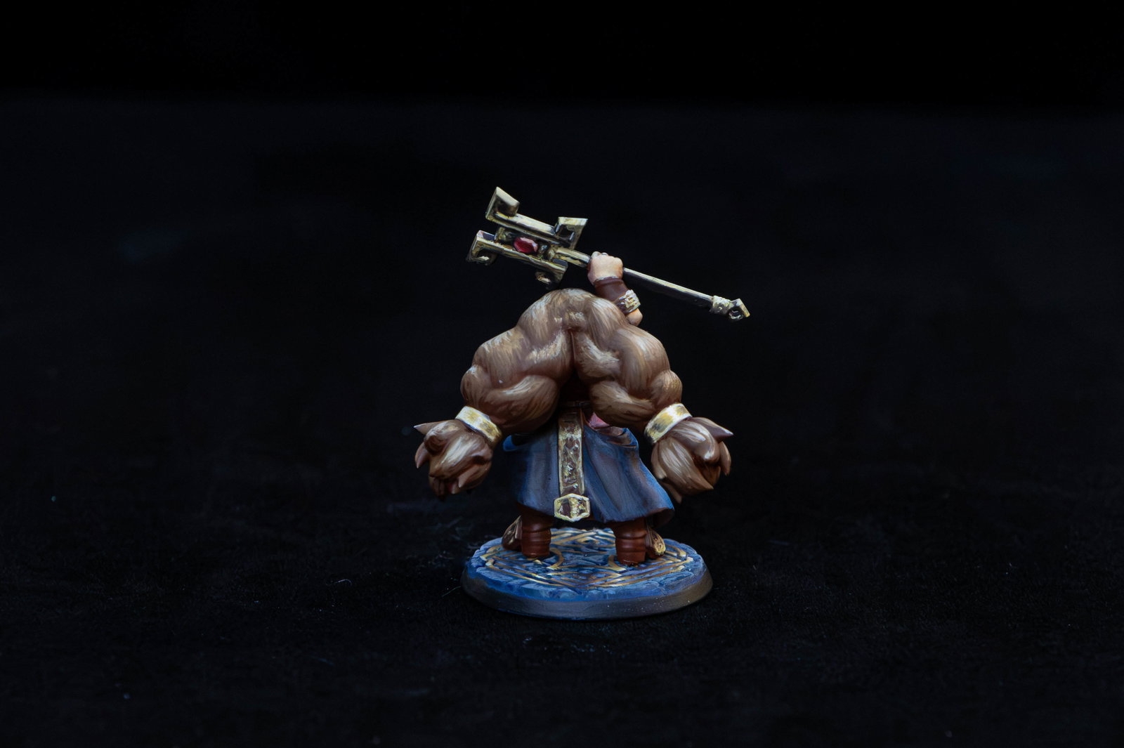 Lyri the Dwarf Mage image 2